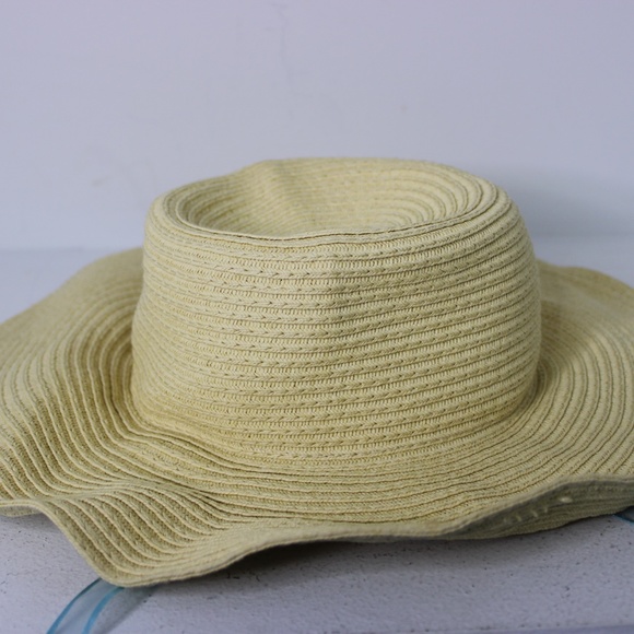 Beach Hat - Picture 3 of 3
